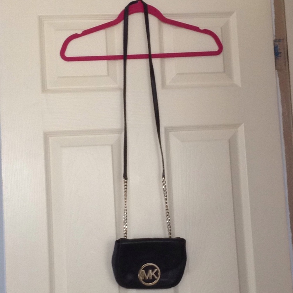 MK  Purse - Picture 2 of 3